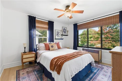 $700,000 | 401 Huntington Road, Kansas City, MO 64113