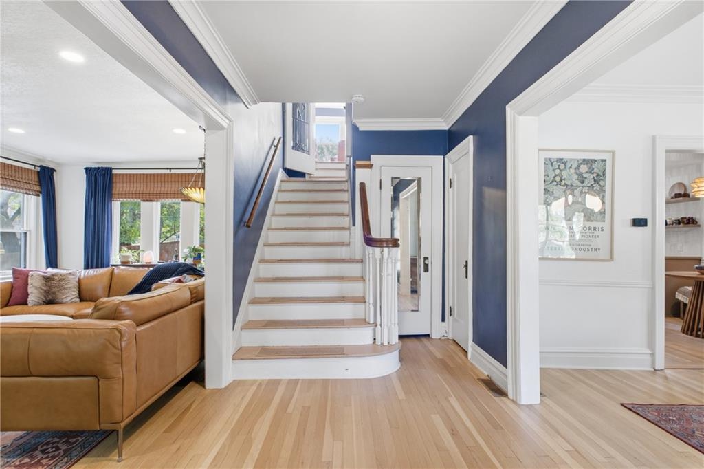 401 Huntington Road Kansas City, MO 64113 - Photo 8 of 47