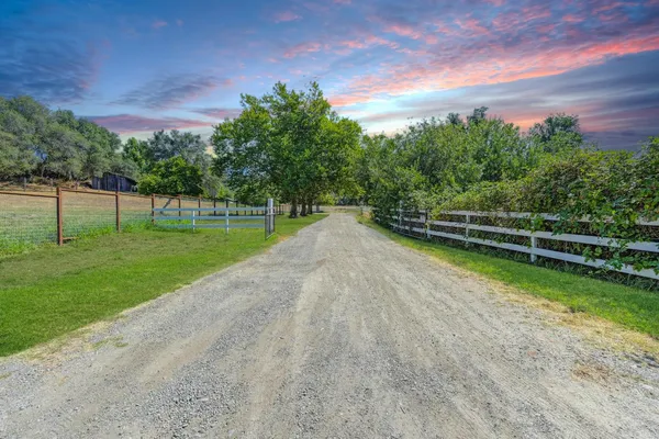 $1,300,000 | 1200 Gold Hill Road, Newcastle, CA 95658