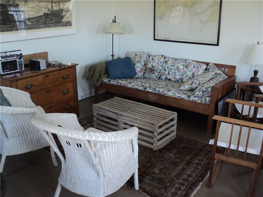 735 Corn Neck Road Block Island, RI 02807 - Photo 13 of 15
