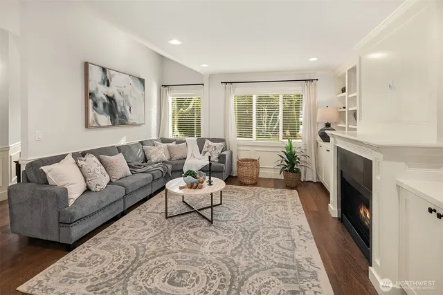 $7,500 | 709 3rd Street South, Kirkland, WA 98033