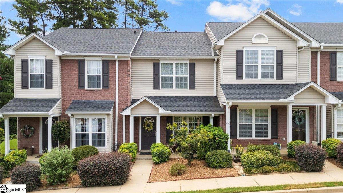 624 Graythorn Lane Greenville, SC 29607 - Photo 1 of 26