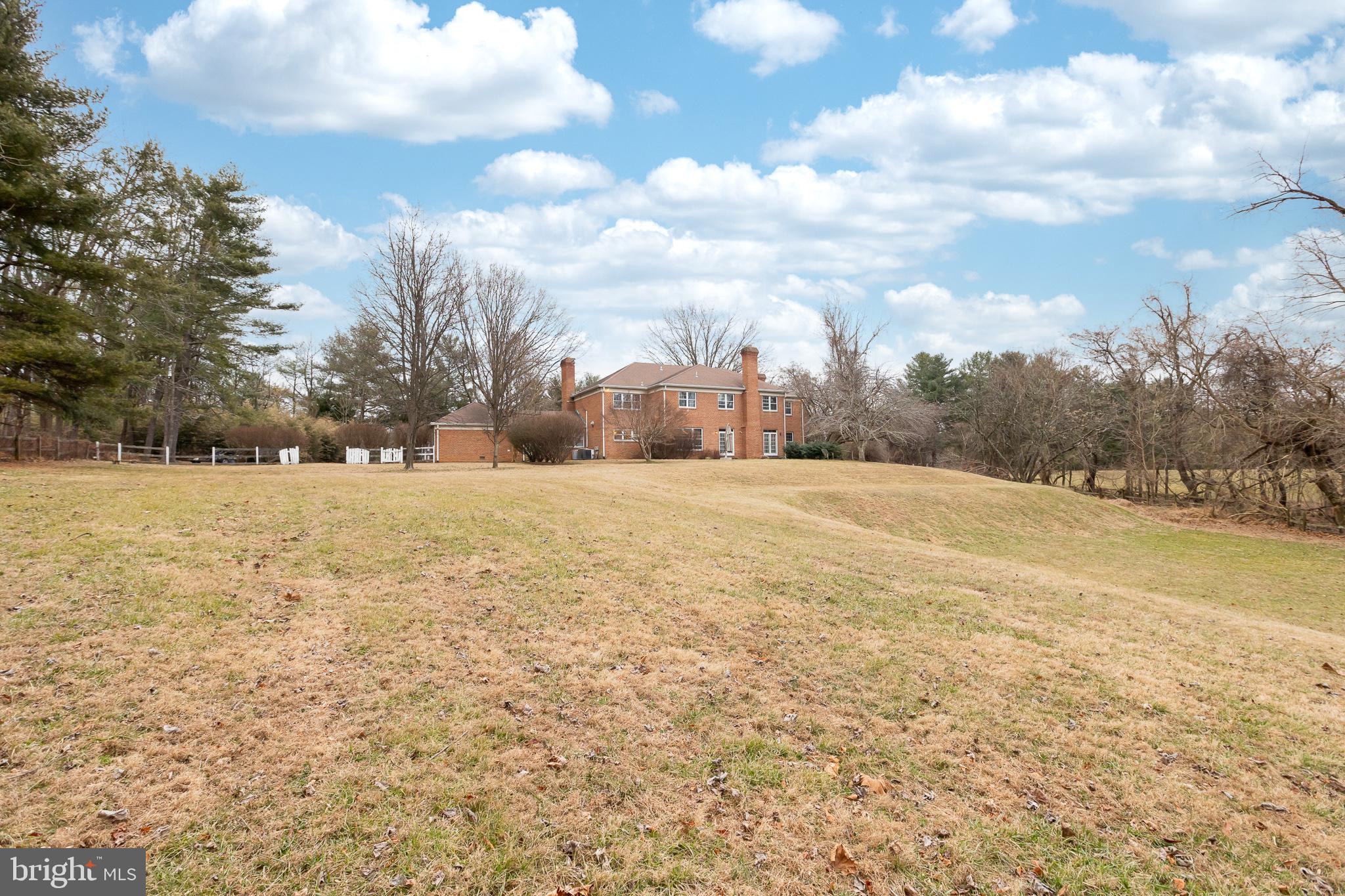 13300 River Road Potomac, MD 20854 - Photo 19 of 22