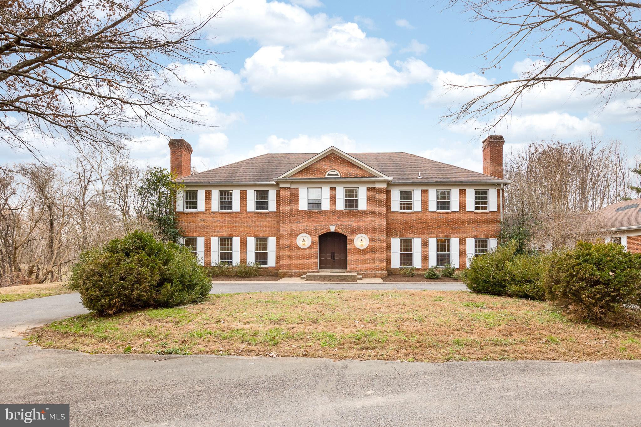 13300 River Road Potomac, MD 20854 - Photo 3 of 22