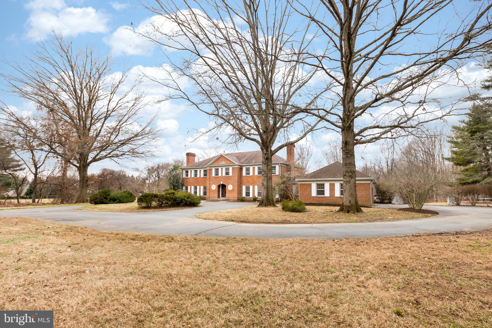 13300 River Road Potomac, MD 20854 - Photo 10 of 22