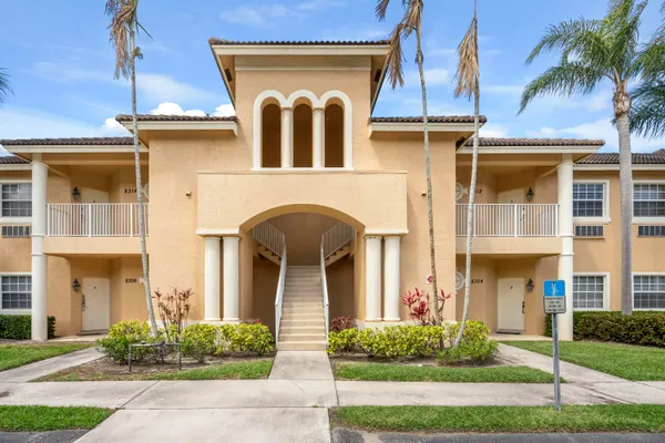 $279,900 | 8312 Mulligan Circle, Unit 2222, Port St. Lucie, FL 34986