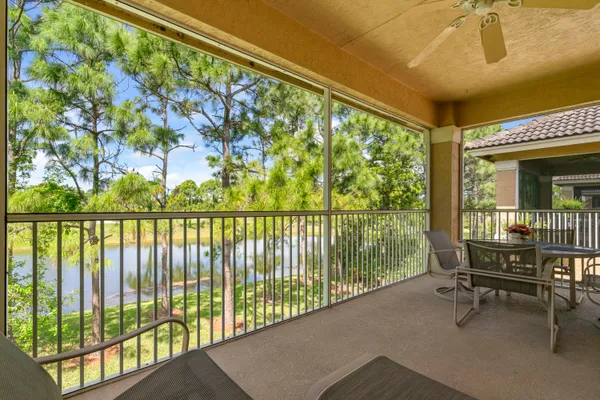 $279,900 | 8312 Mulligan Circle, Unit 2222, Port St. Lucie, FL 34986