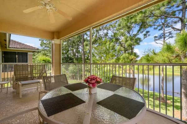 $279,900 | 8312 Mulligan Circle, Unit 2222, Port St. Lucie, FL 34986
