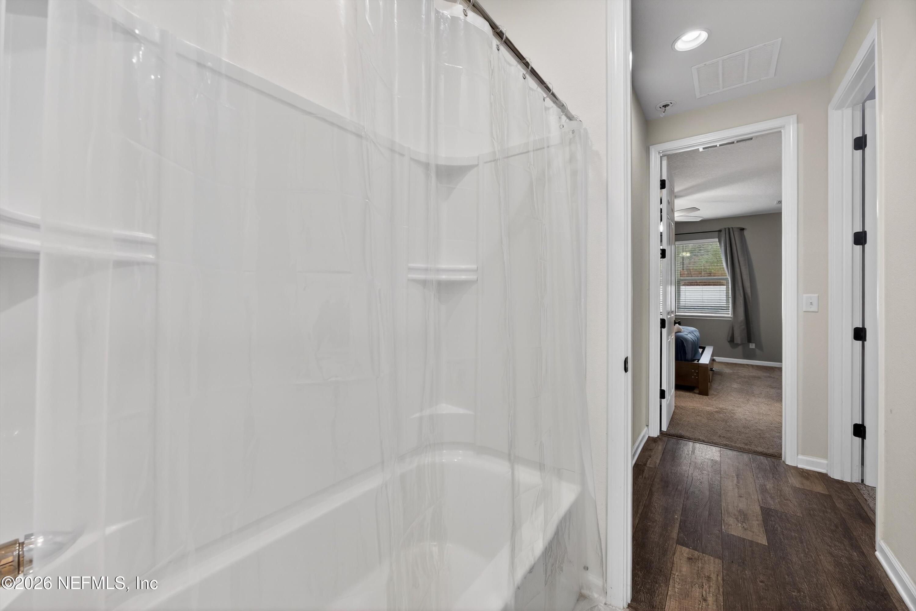 1062 Persimmon Drive Middleburg, FL 32068 - Photo 23 of 45 Bathroom