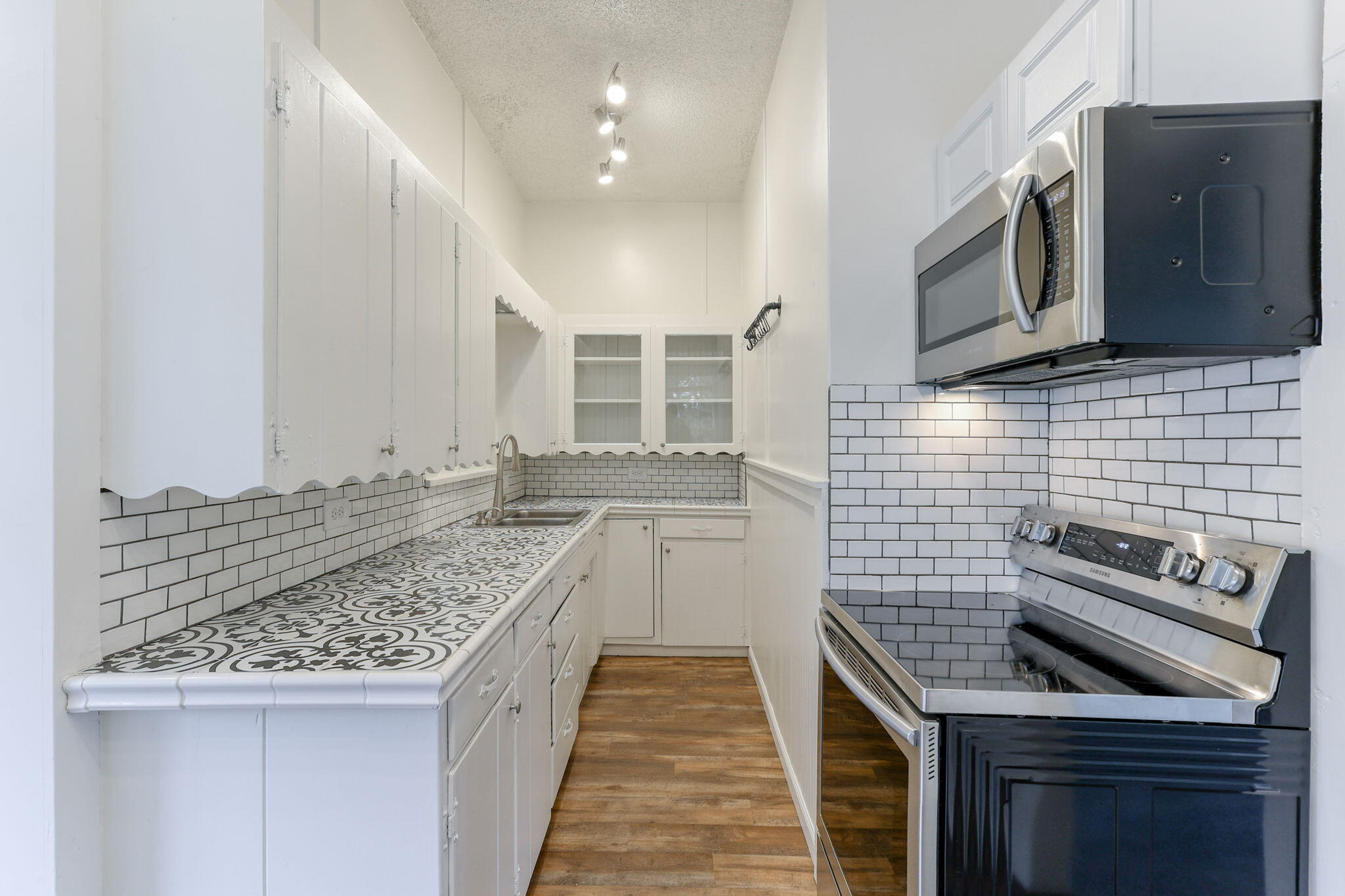 1066 Pine Street Redding, CA 96001 - Photo 14 of 33 Unit 1