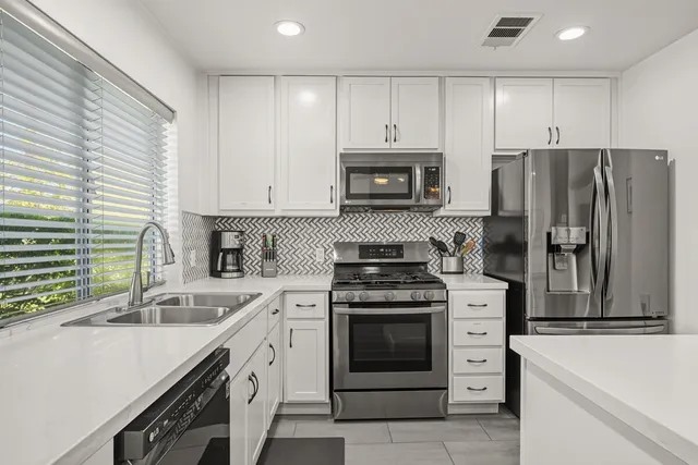 $725,000 | 3781 East Camino San Miguel, Palm Springs, CA 92264