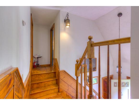 85 Deerfield Road Nottingham, NH 03290 - Photo 14 of 36