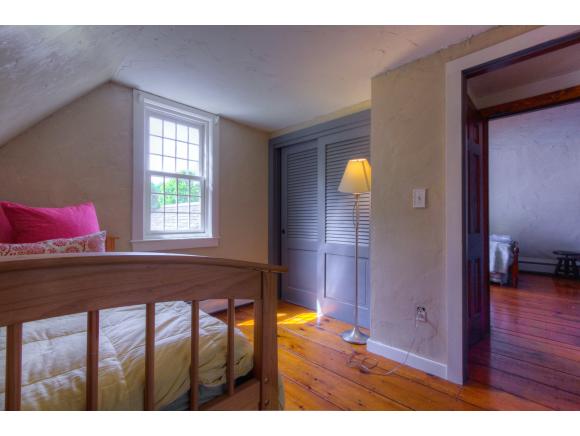 85 Deerfield Road Nottingham, NH 03290 - Photo 20 of 36