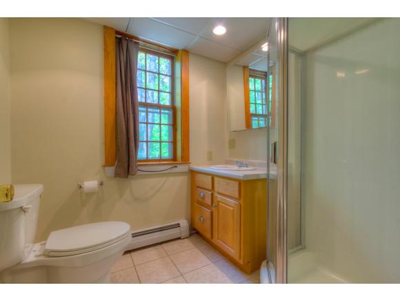 85 Deerfield Road Nottingham, NH 03290 - Photo 33 of 36