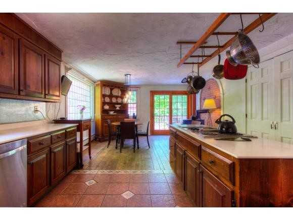 85 Deerfield Road Nottingham, NH 03290 - Photo 6 of 36