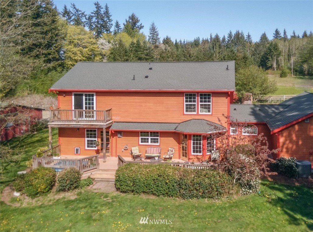 21079 Pugh Road Northeast Poulsbo, WA 98370 - Photo 3 of 25 Gallery Image 3