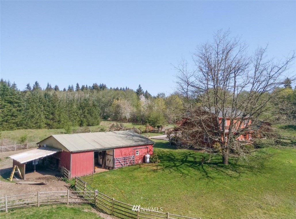 21079 Pugh Road Northeast Poulsbo, WA 98370 - Photo 4 of 25 Gallery Image 4