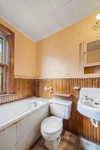 $257,500 | 4405 4th Avenue South, Minneapolis, MN 55419