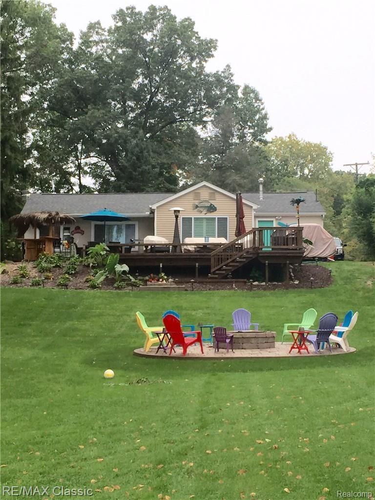 5720 Bullard Road Fenton, MI 48430 - Photo 14 of 19 TYY.jpg