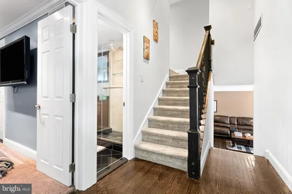 $950,000 | 165 Valley Drive, Southampton, PA 18966