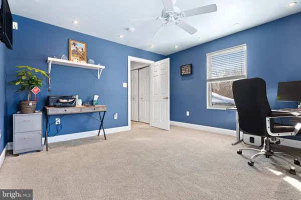 $950,000 | 165 Valley Drive, Southampton, PA 18966