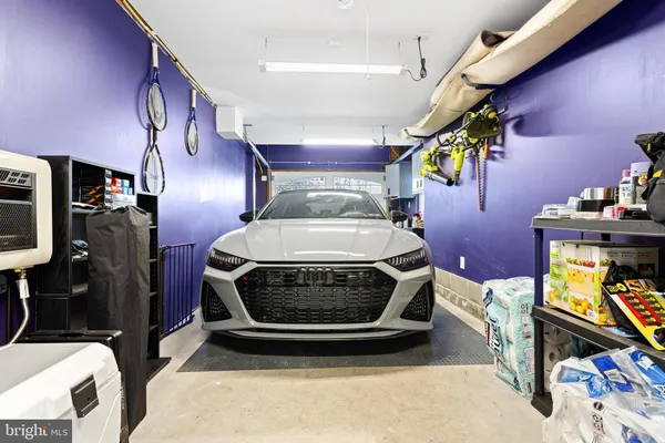 $950,000 | 165 Valley Drive, Southampton, PA 18966