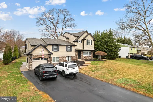 $950,000 | 165 Valley Drive, Southampton, PA 18966