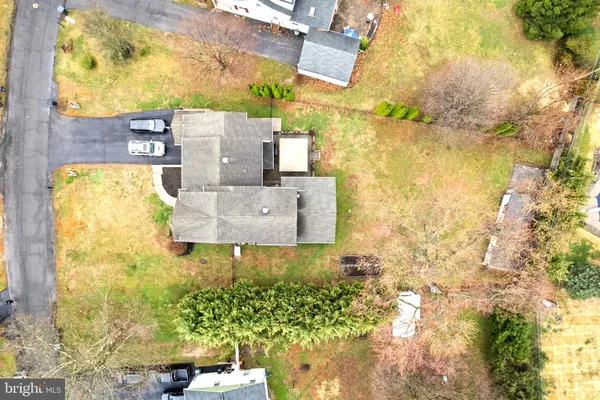 $950,000 | 165 Valley Drive, Southampton, PA 18966