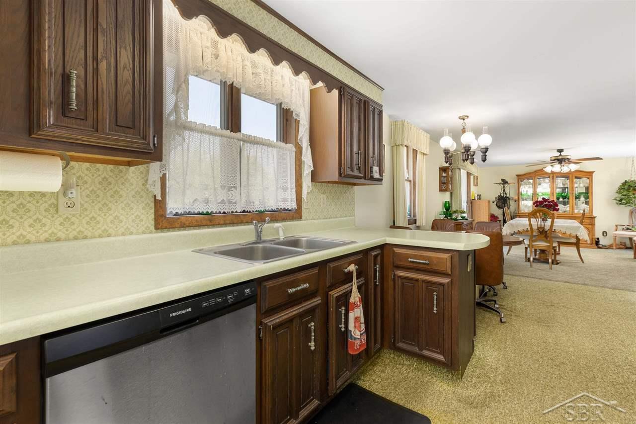 1580 West Isabella Road Midland, MI 48640 - Photo 32 of 34 50082198-31.JPG