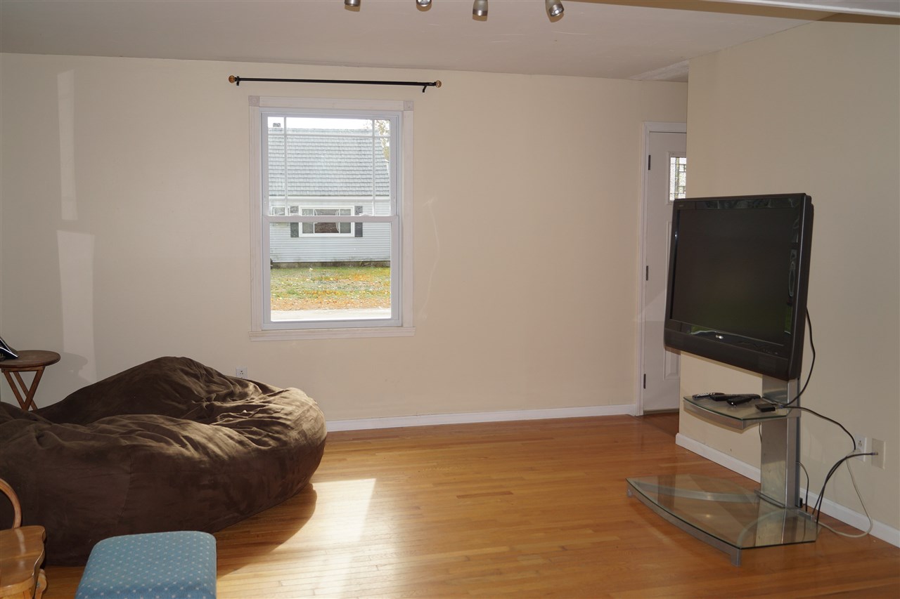 34 B B Street Hudson, NH 03051 - Photo 13 of 25