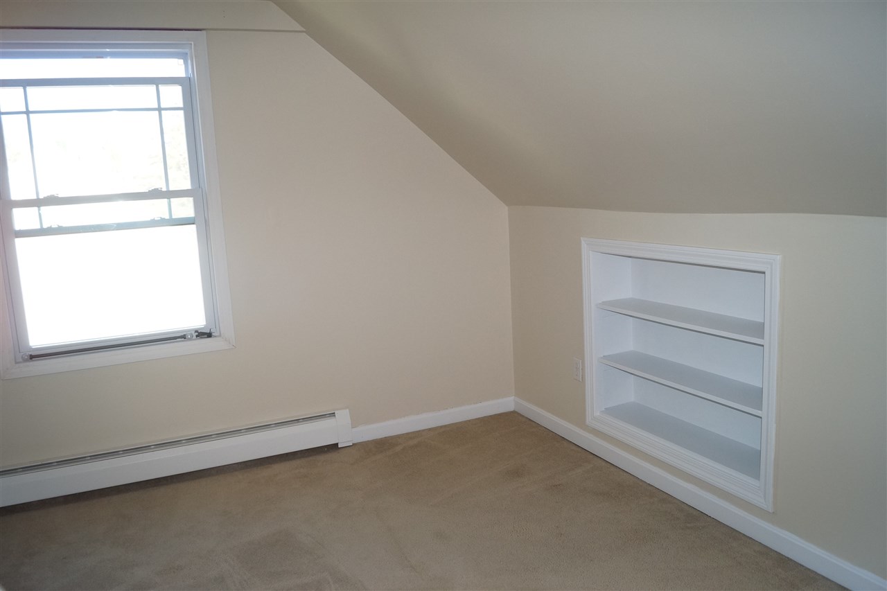 34 B B Street Hudson, NH 03051 - Photo 16 of 25