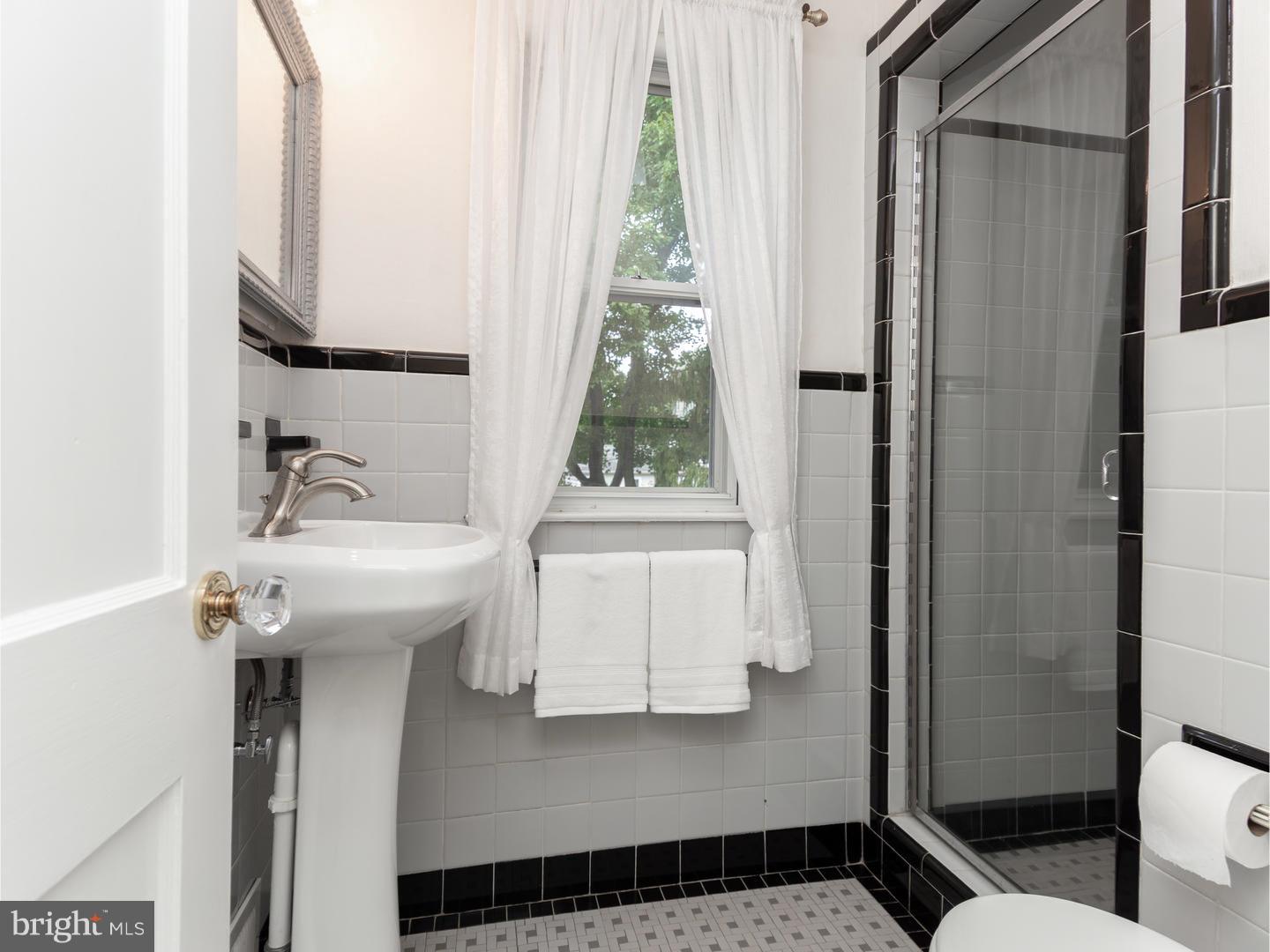208 Golf Hills Road Havertown, PA 19083 - Photo 10 of 20 Bathroom