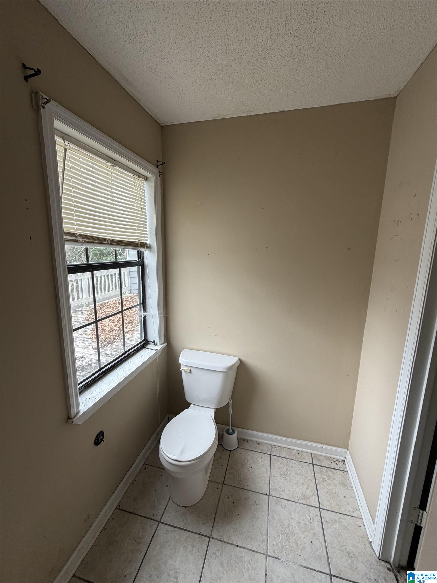 512 7th Avenue East Oneonta, AL 35121 - Photo 8 of 32
