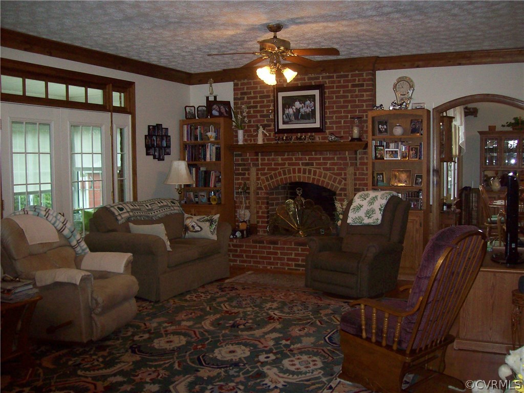 13900 Chula Road Amelia Court House, VA 23002 - Photo 4 of 50 Gallery Image 4