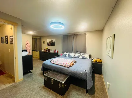 $479,900 | 526 West Regina Avenue, Spokane, WA 99218