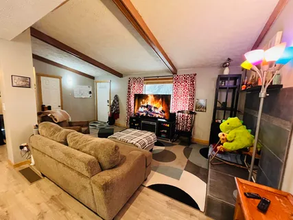 $479,900 | 526 West Regina Avenue, Spokane, WA 99218