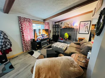 $479,900 | 526 West Regina Avenue, Spokane, WA 99218