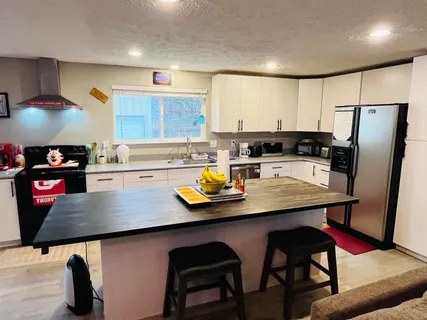 $479,900 | 526 West Regina Avenue, Spokane, WA 99218