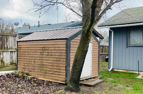 $479,900 | 526 West Regina Avenue, Spokane, WA 99218