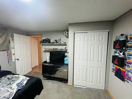 $479,900 | 526 West Regina Avenue, Spokane, WA 99218