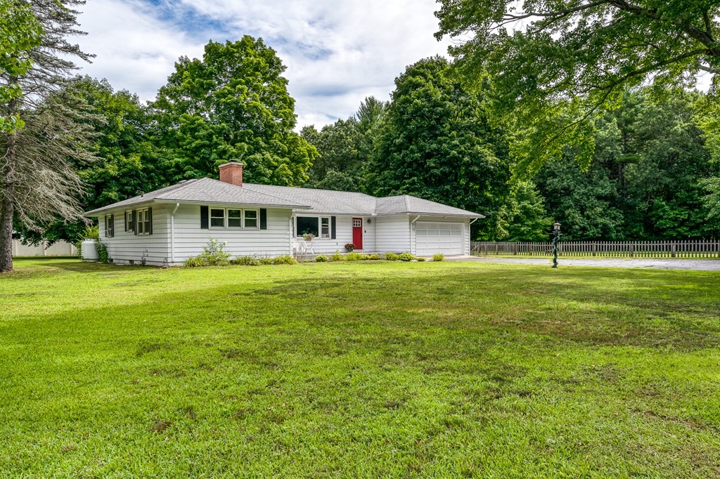 726 N Road Westfield, MA 01085 - Photo 2 of 42