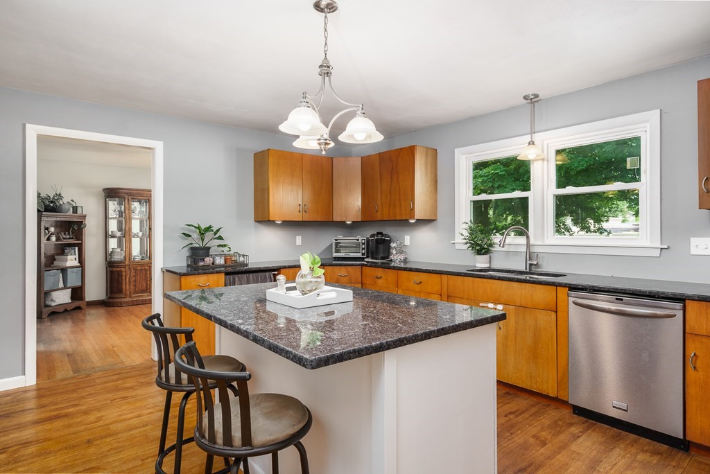 726 N Road Westfield, MA 01085 - Photo 21 of 42