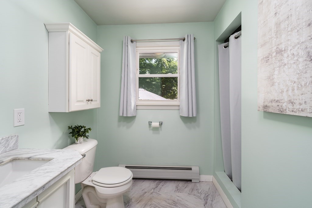 726 N Road Westfield, MA 01085 - Photo 23 of 42