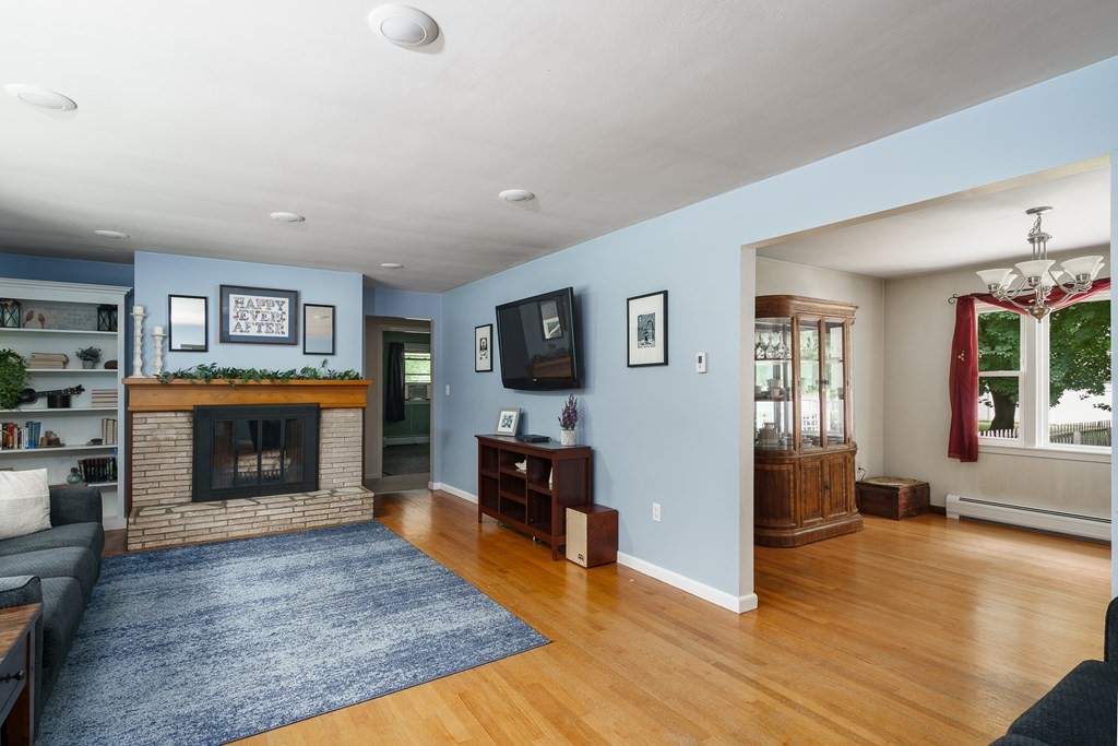 726 N Road Westfield, MA 01085 - Photo 30 of 42