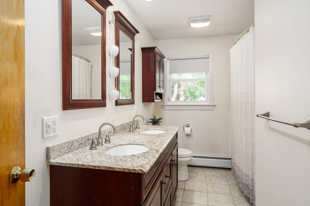 726 N Road Westfield, MA 01085 - Photo 32 of 42
