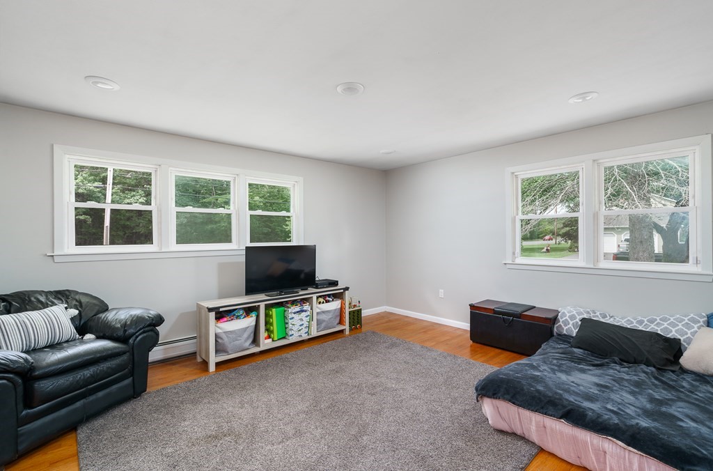 726 N Road Westfield, MA 01085 - Photo 36 of 42