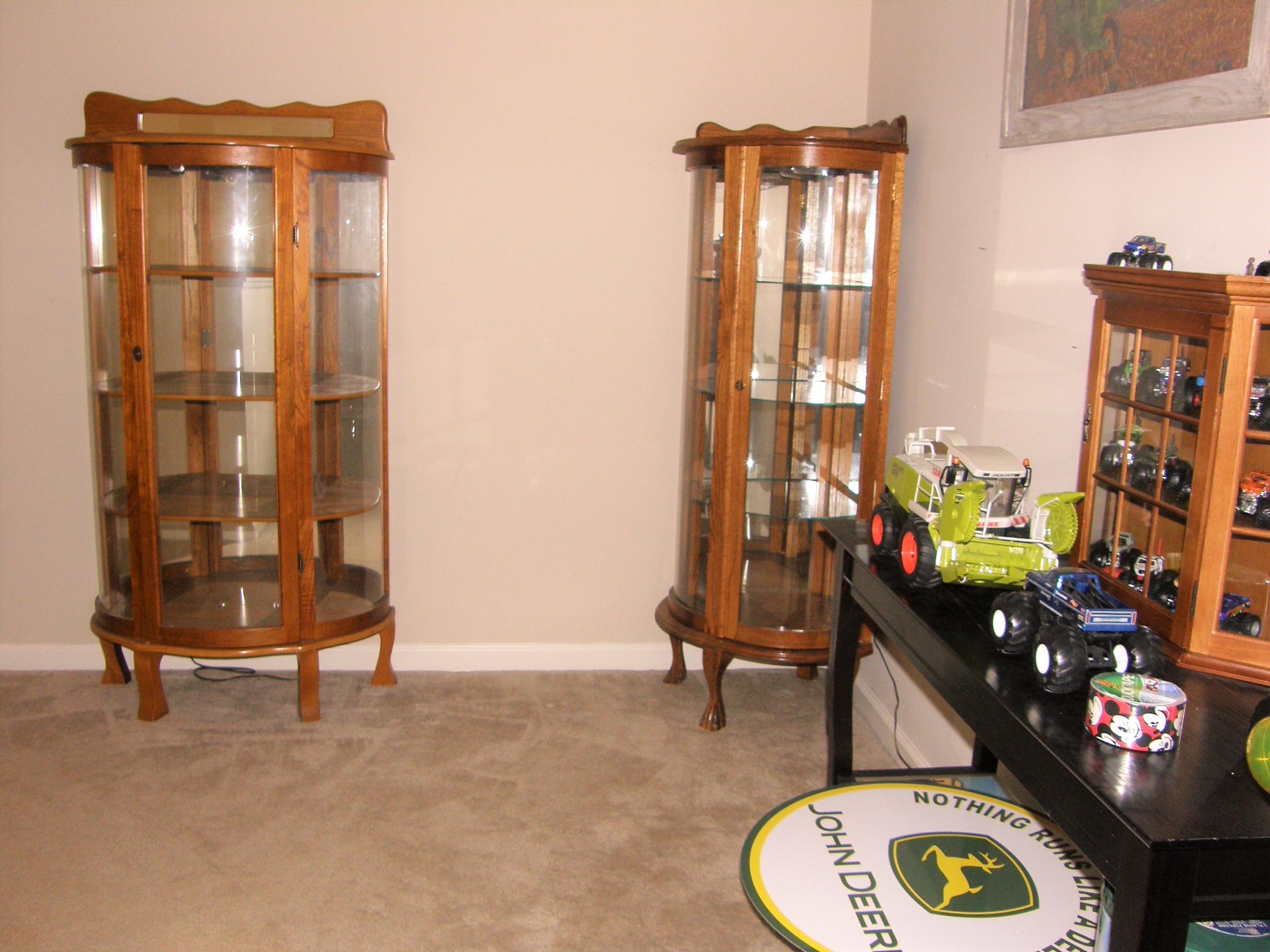 9290 Livengood Road Baroda, MI 49101 - Photo 38 of 72 9290_Livengood_38_UpstairsLandingGameAre