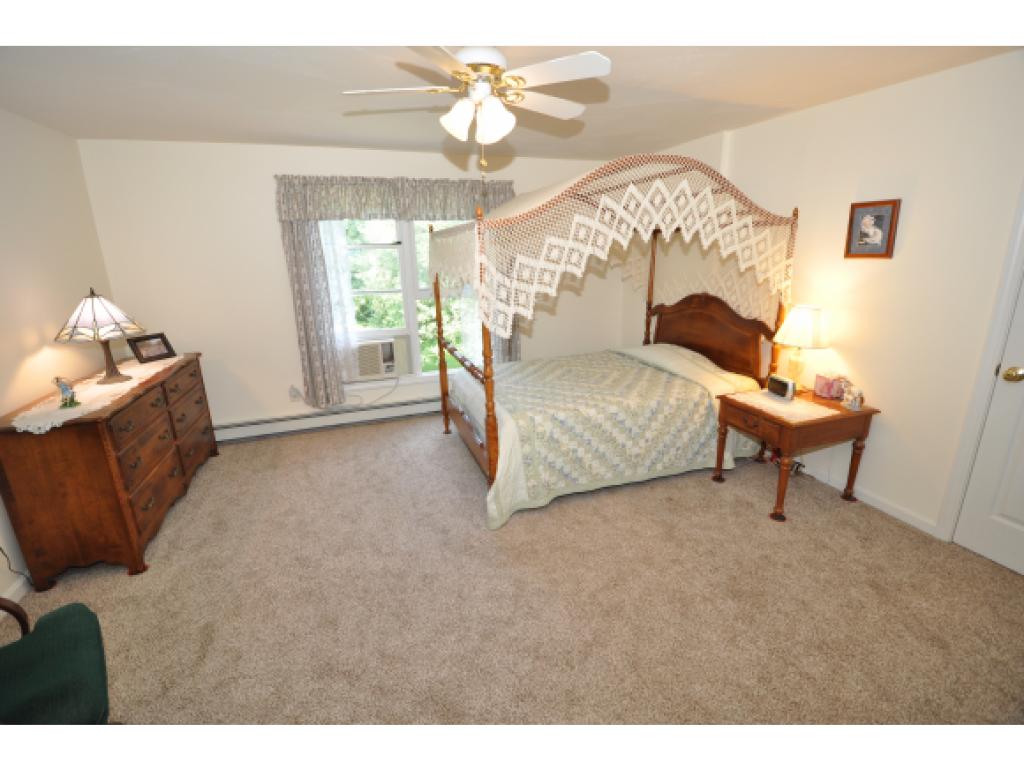 15 B Ryan Road, Unit B Goffstown, NH 03045 - Photo 12 of 17 Gallery Image 12