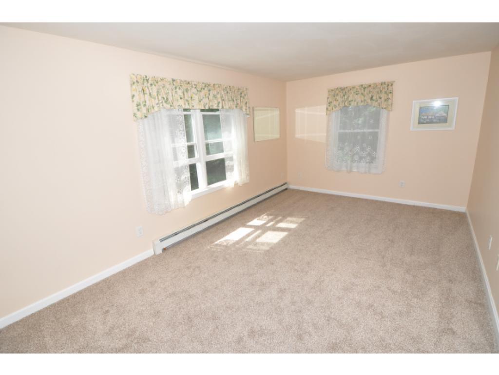 15 B Ryan Road, Unit B Goffstown, NH 03045 - Photo 14 of 17 Gallery Image 14
