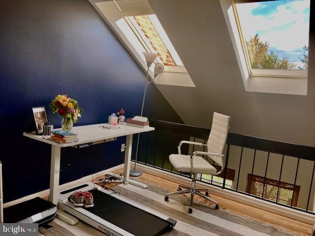 3871 Porter Street Northwest, Unit E293 Washington, DC 20016 - Photo 17 of 57 Loft